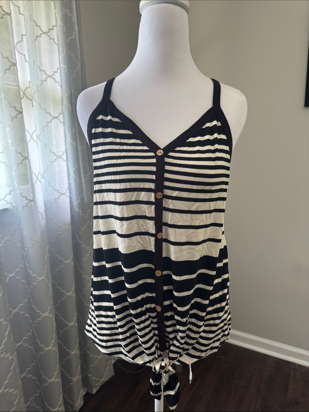 Striped Button-Front Tie-Hem Camisole - Black & Cream